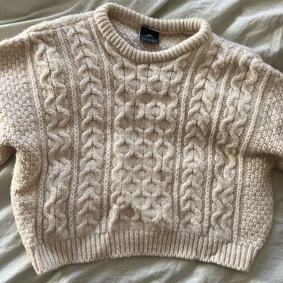 Vintage Ivory Cropped Wool Sweater - Picture 2 of 5